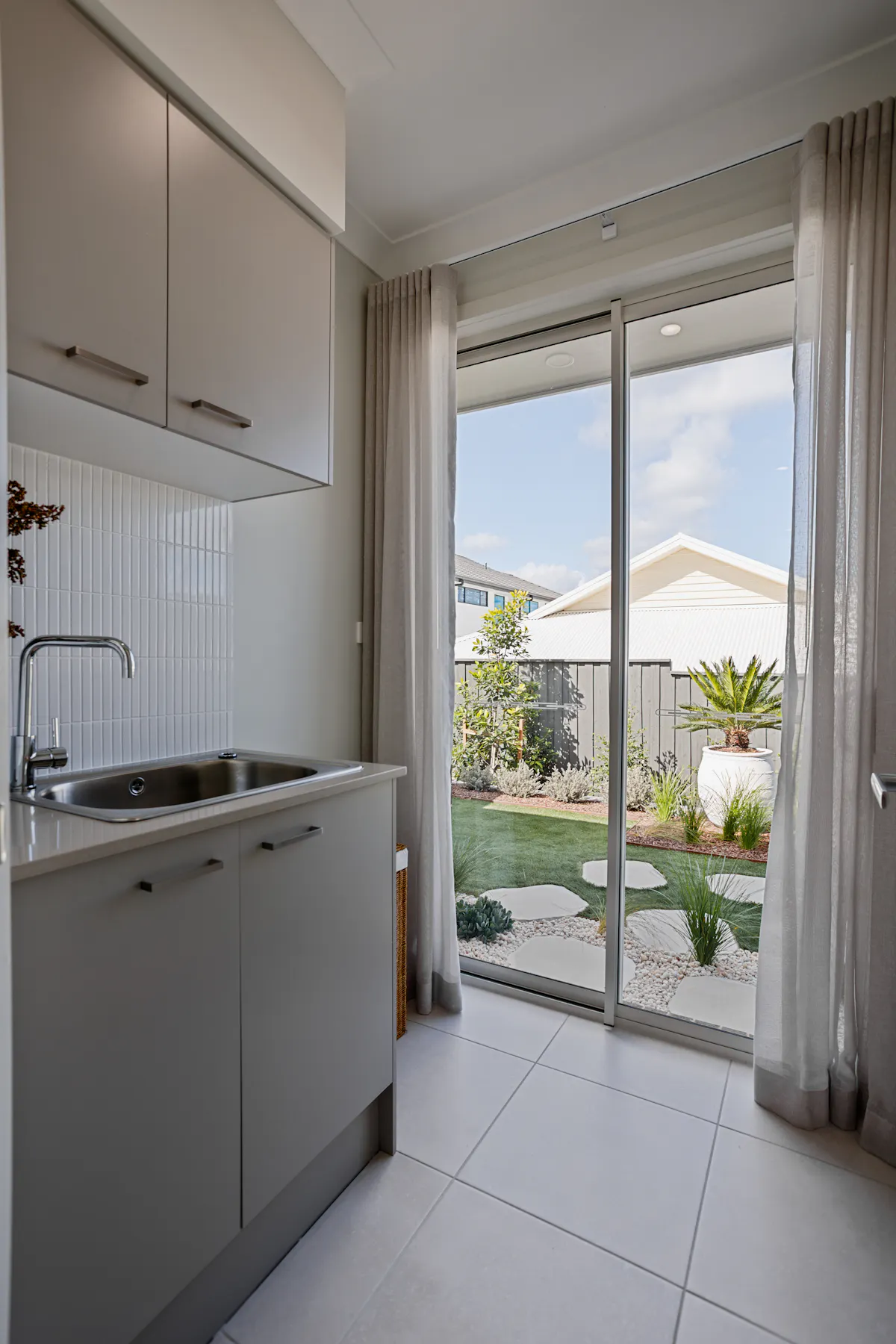 nsw Display-Homes Menangle-Park Nevada-25 domaine-menangle-park-179